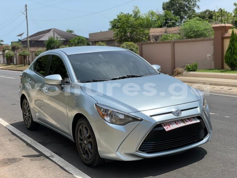 Big with watermark toyota yaris estuaire libreville 7583