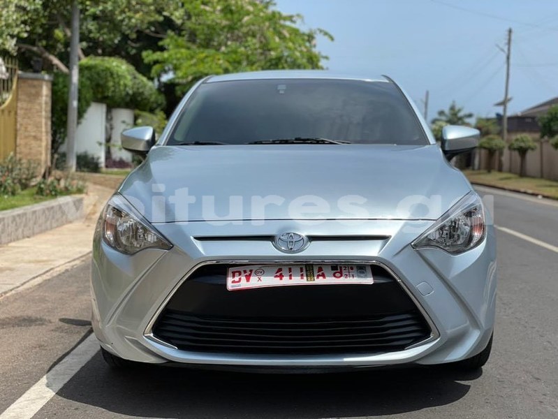 Big with watermark toyota yaris estuaire libreville 7583