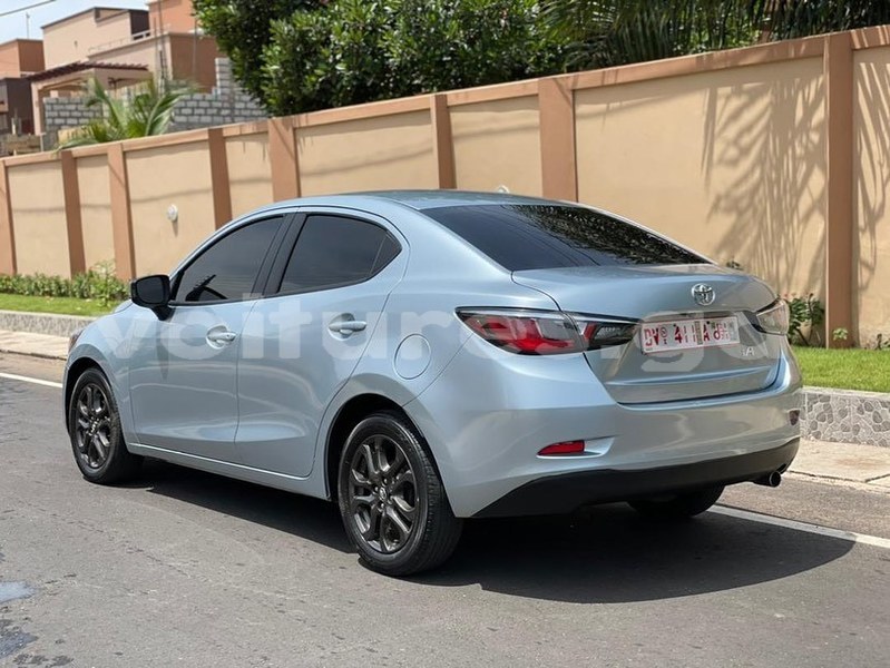 Big with watermark toyota yaris estuaire libreville 7583