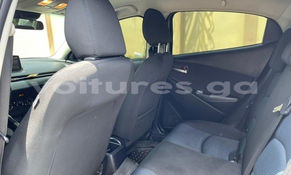 Buy Used Toyota Yaris Silver Car in Libreville in Estuary Buy Used Toyota Yaris Silver Car in Libreville in Estuary