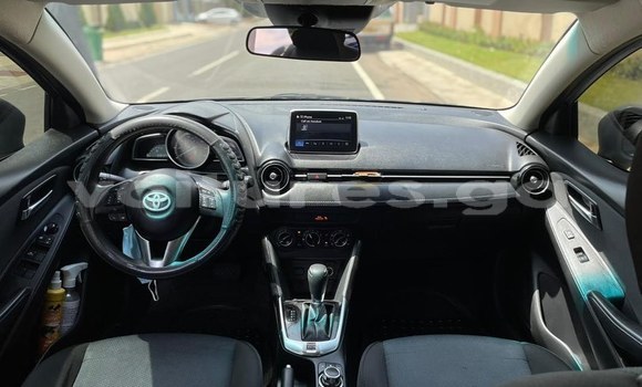 Buy Used Toyota Yaris Silver Car in Libreville in Estuary Buy Used Toyota Yaris Silver Car in Libreville in Estuary