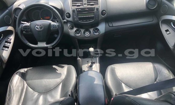 Buy Used Toyota RAV4 Black Car in Port Gentil in Ogooué-Maritime Buy Used Toyota RAV4 Black Car in Port Gentil in Ogooué-Maritime