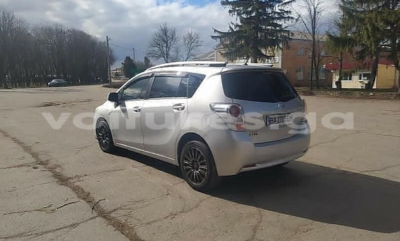 Buy Used Toyota Verso Silver Car in Mekambo in Ogooue-Ivindo Buy Used Toyota Verso Silver Car in Mekambo in Ogooue-Ivindo