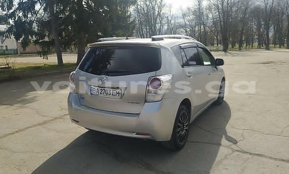 Buy Used Toyota Verso Silver Car in Mekambo in Ogooue-Ivindo Buy Used Toyota Verso Silver Car in Mekambo in Ogooue-Ivindo