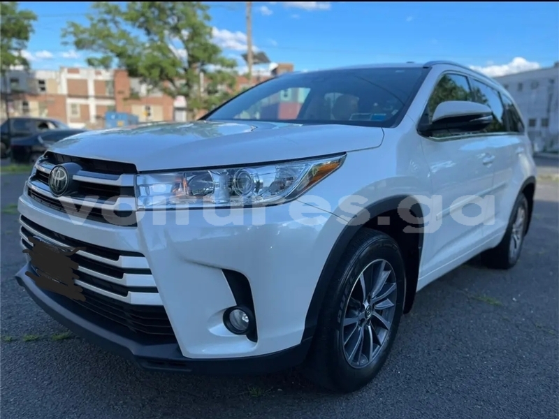 Big with watermark toyota highlander estuaire libreville 7592