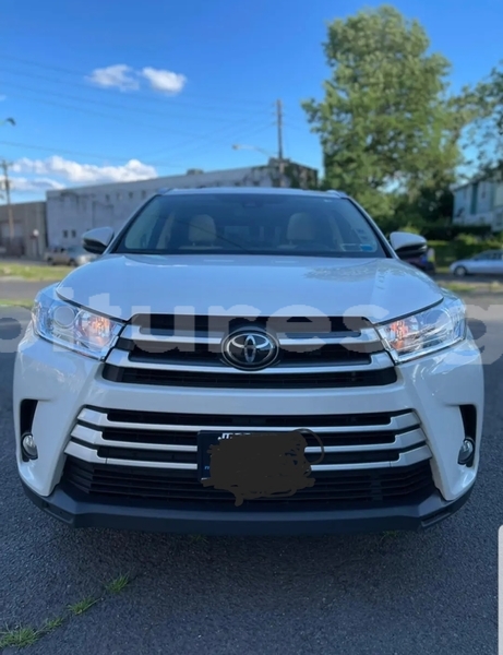 Big with watermark toyota highlander estuaire libreville 7592