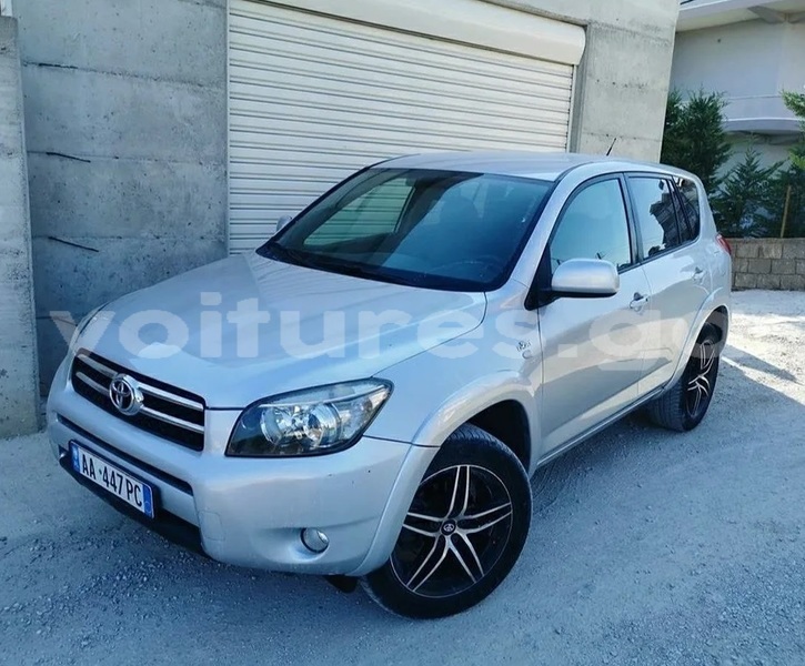 Big with watermark toyota rav4 estuaire libreville 7593