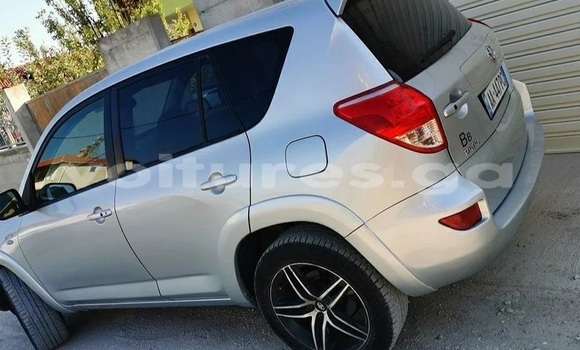 Buy Used Toyota RAV4 Silver Car in Libreville in Estuary Buy Used Toyota RAV4 Silver Car in Libreville in Estuary