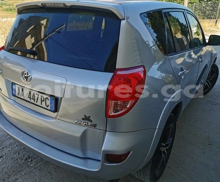 Big with watermark toyota rav4 estuaire libreville 7593