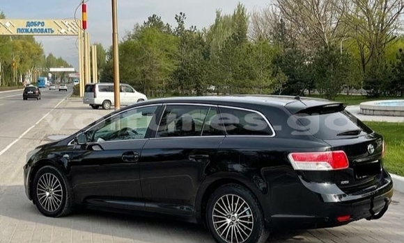 Buy Used Toyota Avensis White Car in Libreville in Estuary Buy Used Toyota Avensis White Car in Libreville in Estuary