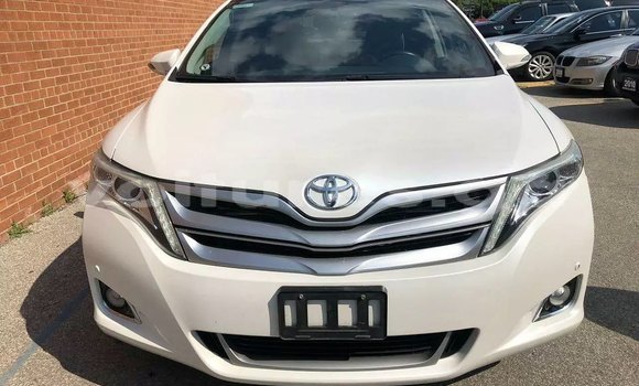 Buy Used Toyota Venza White Car in Libreville in Estuary Buy Used Toyota Venza White Car in Libreville in Estuary