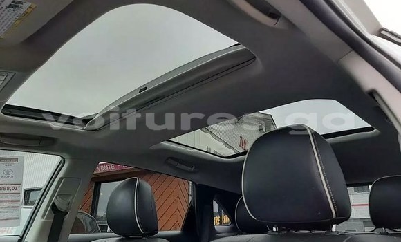 Buy Used Toyota Venza White Car in Libreville in Estuary Buy Used Toyota Venza White Car in Libreville in Estuary