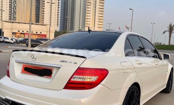 Buy Used Mercedes-Benz C–Class White Car in Libreville in Estuary Buy Used Mercedes-Benz C–Class White Car in Libreville in Estuary