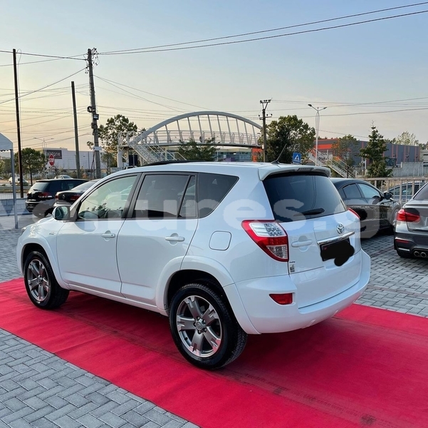 Big with watermark toyota rav4 ngounie ndende 7599