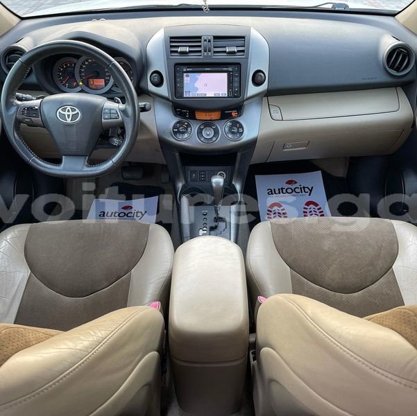 Big with watermark toyota rav4 ngounie ndende 7599
