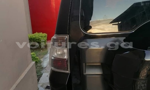 Acheter Occasion Voiture Mitsubishi Pajero Noir à Libreville, Estuaire Acheter Occasion Voiture Mitsubishi Pajero Noir à Libreville, Estuaire