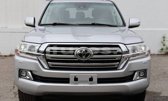 Sayi Imported Toyota Land Cruiser Azurfa Mota in Gamba a Ogooue-Maritime