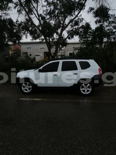 Big with watermark renault duster estuaire libreville 7628