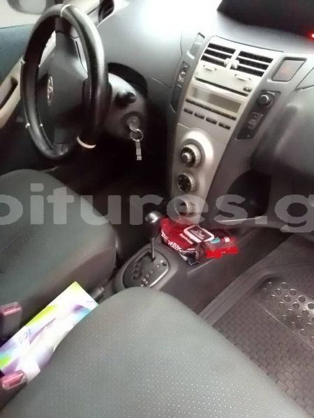 Big with watermark toyota yaris estuaire libreville 7635