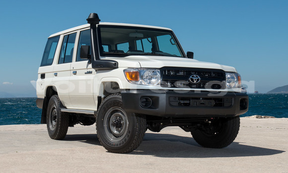 Buy Used Toyota Land Cruiser Other Car in Bitam in Woleu-Ntem Buy Used Toyota Land Cruiser Other Car in Bitam in Woleu-Ntem