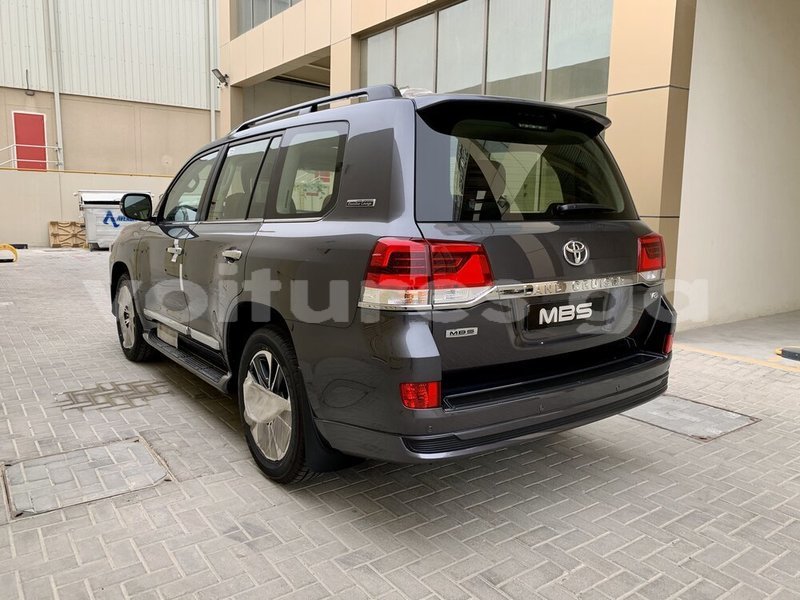 Big with watermark toyota land cruiser woleu ntem bitam 7643