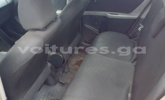 Buy Used Toyota Yaris Red Car in Libreville in Estuary Buy Used Toyota Yaris Red Car in Libreville in Estuary