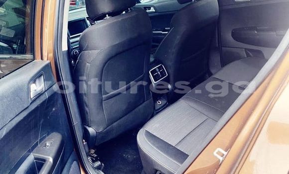 Buy Used Kia Sportage Brown Car in Libreville in Estuary Buy Used Kia Sportage Brown Car in Libreville in Estuary
