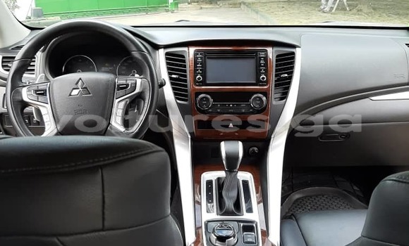 Acheter Neuf Voiture Mitsubishi Pajero Sport Marron à Libreville, Estuaire Acheter Neuf Voiture Mitsubishi Pajero Sport Marron à Libreville, Estuaire