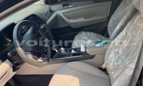 Sayi Imported Hyundai Sonata Black Mota in Libreville a estuary Sayi Imported Hyundai Sonata Black Mota in Libreville a estuary