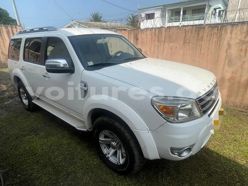 Big with watermark ford everest estuaire libreville 7679