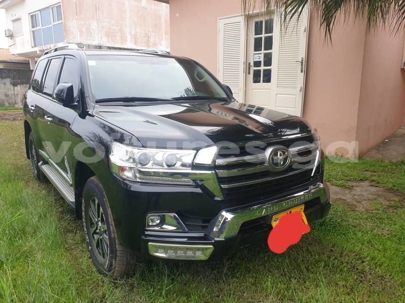 Big with watermark toyota land cruiser estuaire libreville 7686