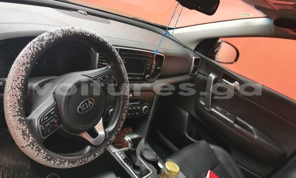 Sayi Na hannu Kia Sportage Brown Mota in Libreville a estuary Sayi Na hannu Kia Sportage Brown Mota in Libreville a estuary