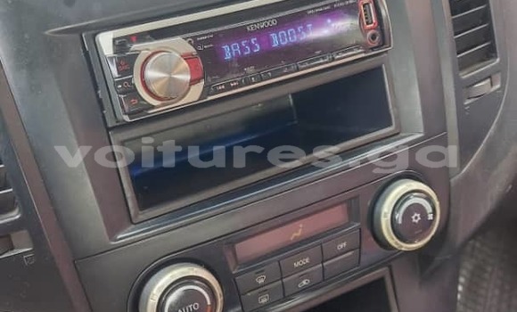 Buy Used Mitsubishi Pajero Silver Car in Libreville in Estuary Buy Used Mitsubishi Pajero Silver Car in Libreville in Estuary