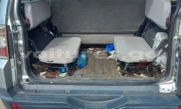 Buy Used Mitsubishi Pajero Silver Car in Libreville in Estuary Buy Used Mitsubishi Pajero Silver Car in Libreville in Estuary