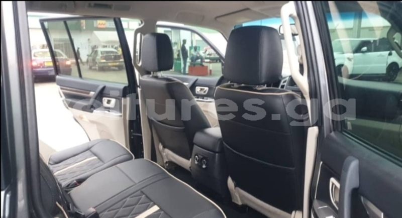 Big with watermark mitsubishi pajero estuaire libreville 7703