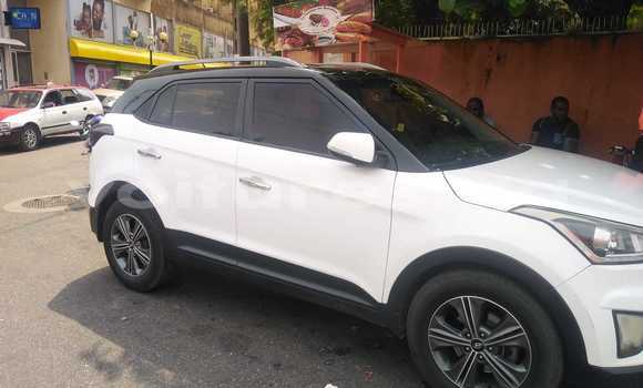 Sayi Na hannu Hyundai Creta White Mota in Libreville a estuary Sayi Na hannu Hyundai Creta White Mota in Libreville a estuary