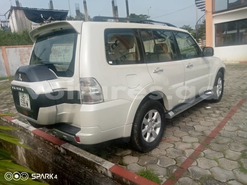 Big with watermark mitsubishi pajero estuaire libreville 7715