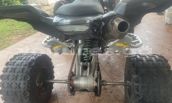 Sayi Na hannu Yamaha YFM Azurfa Motsi in Port Gentil a Ogooué-Maritime Sayi Na hannu Yamaha YFM Azurfa Motsi in Port Gentil a Ogooué-Maritime