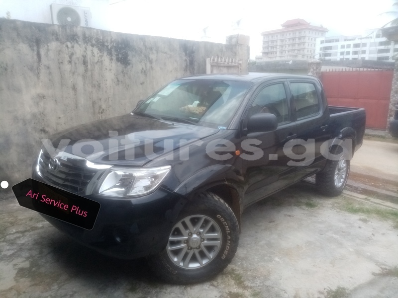 Big with watermark toyota hilux estuaire libreville 7724