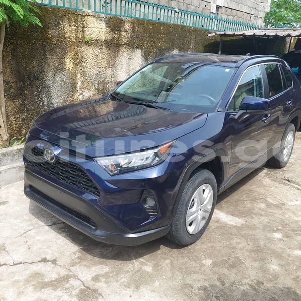 Big with watermark toyota rav4 estuaire libreville 7725