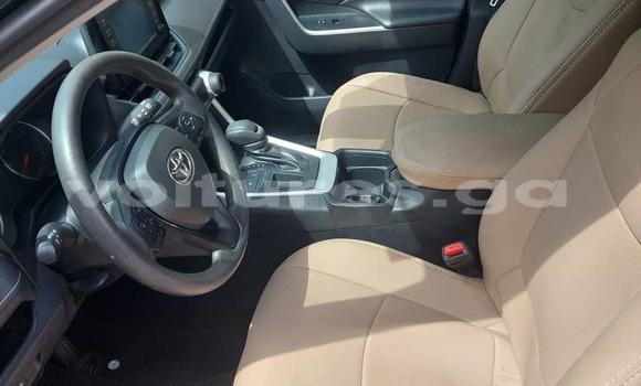 Acheter Occasion Voiture Toyota RAV4 Bleu à Libreville, Estuaire Acheter Occasion Voiture Toyota RAV4 Bleu à Libreville, Estuaire