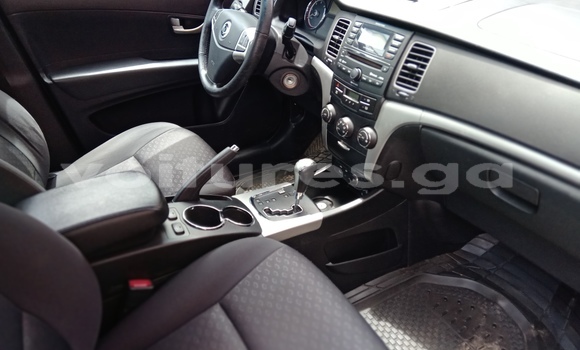 Acheter Occasion Voiture SsangYong Korando Blanc à Libreville, Estuaire Acheter Occasion Voiture SsangYong Korando Blanc à Libreville, Estuaire