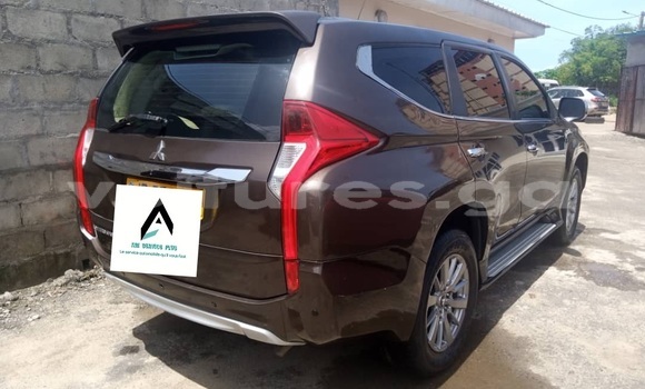 Acheter Occasion Voiture Mitsubishi Montero Marron à Libreville, Estuaire Acheter Occasion Voiture Mitsubishi Montero Marron à Libreville, Estuaire