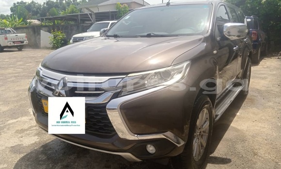Acheter Occasion Voiture Mitsubishi Montero Marron à Libreville, Estuaire Acheter Occasion Voiture Mitsubishi Montero Marron à Libreville, Estuaire