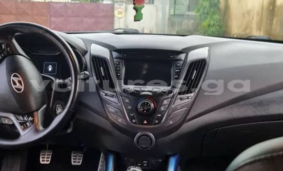 Sayi Na hannu Hyundai Veloster Blue Mota in Libreville a estuary Sayi Na hannu Hyundai Veloster Blue Mota in Libreville a estuary