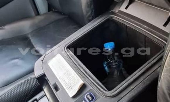 Sayi Na hannu Toyota Land Cruiser Prado Azurfa Mota in Libreville a estuary Sayi Na hannu Toyota Land Cruiser Prado Azurfa Mota in Libreville a estuary