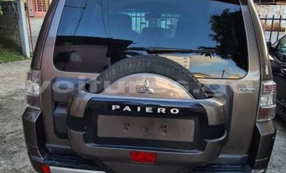 Sayi Na hannu Mitsubishi Pajero Sauran Mota in Libreville a estuary Sayi Na hannu Mitsubishi Pajero Sauran Mota in Libreville a estuary