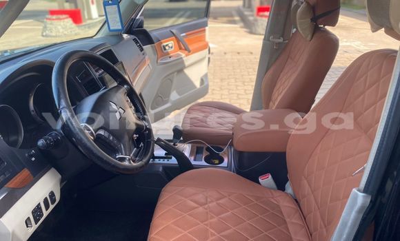 Sayi Imported Mitsubishi Pajero Black Mota in Libreville a estuary Sayi Imported Mitsubishi Pajero Black Mota in Libreville a estuary