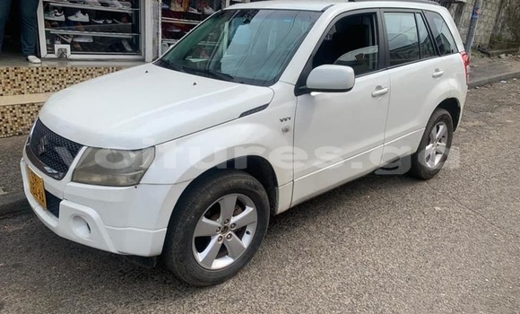 Acheter Occasion Voiture Suzuki Grand Vitara Blanc à Libreville, Estuaire Acheter Occasion Voiture Suzuki Grand Vitara Blanc à Libreville, Estuaire