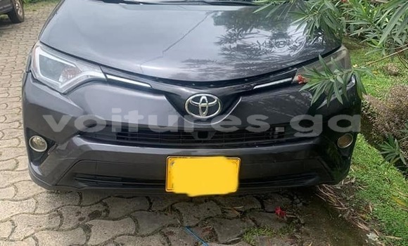 Acheter Occasion Voiture Toyota RAV4 Noir à Libreville, Estuaire Acheter Occasion Voiture Toyota RAV4 Noir à Libreville, Estuaire